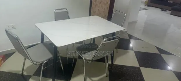 Dinning Set · Photo 1
