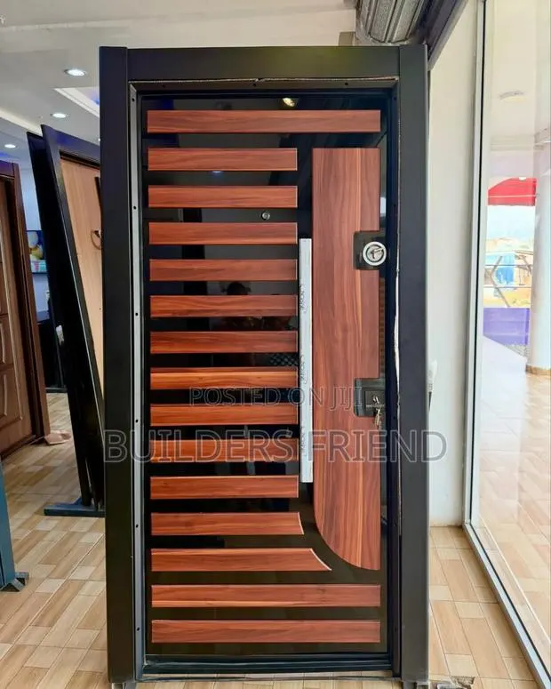 Exclusive Single Modern Heavyduty Door+All Accessories · Photo 1