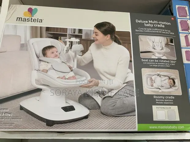 Mastela Deluxe Multi-Motion Baby Cradle · Photo 1