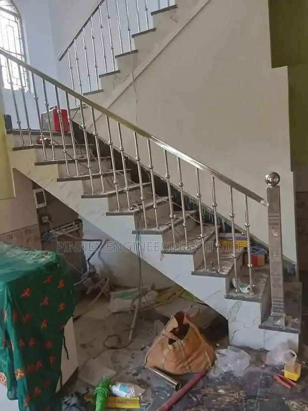 Barrister/ Stainless Steel Balustrades/ · Photo 1