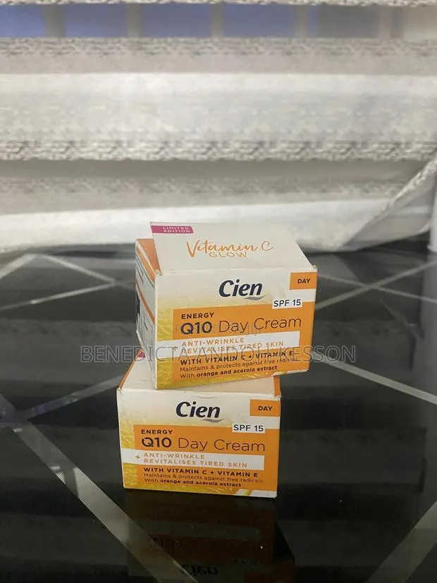 Cien Q10 Energy Vitamin Glow · Photo 1