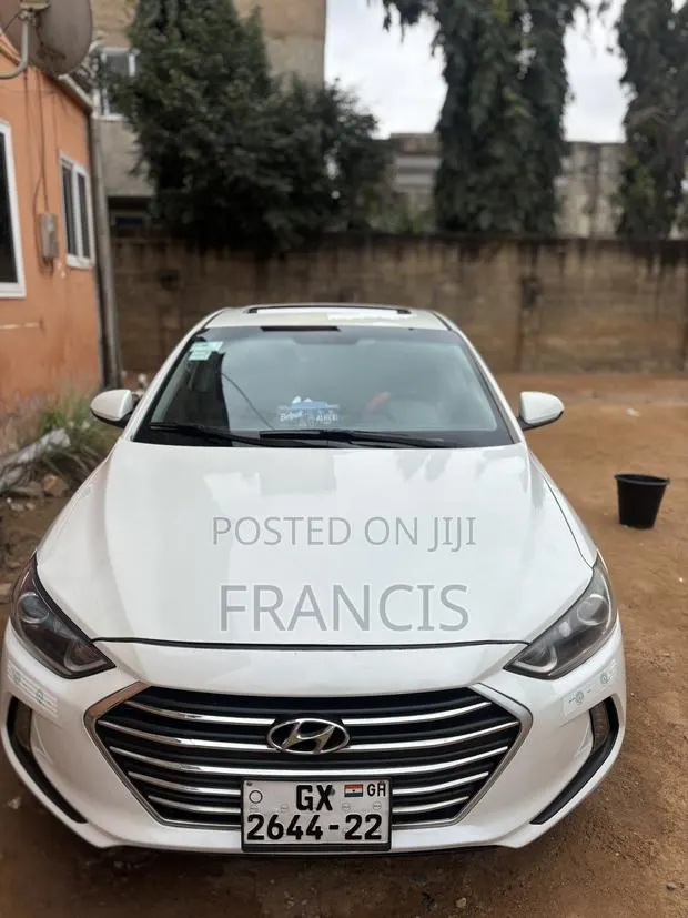 Hyundai Elantra Sport 2018 White · Photo 1
