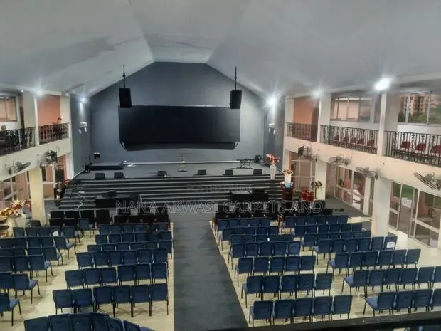 Gray Industrial Carpet (Plain) for Churches,Auditoriums · Photo 1