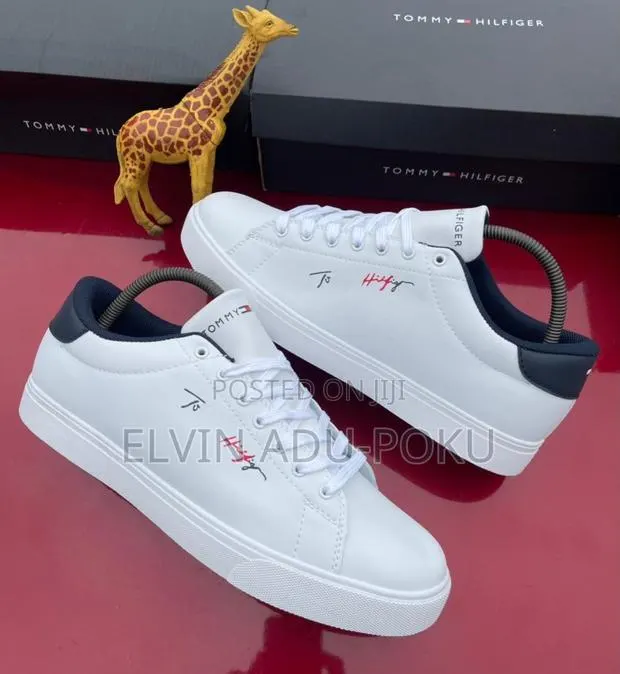 Decent White Low Sneaker in Different Brands, Swipe>> · Photo 5