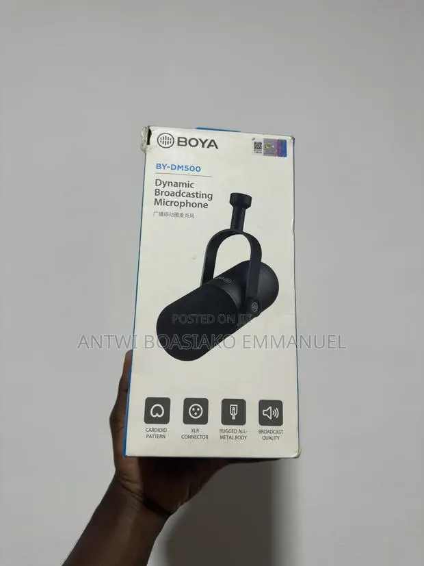 BOYA BY-DM500 Dynamic Broadcasting Microphone · Photo 1