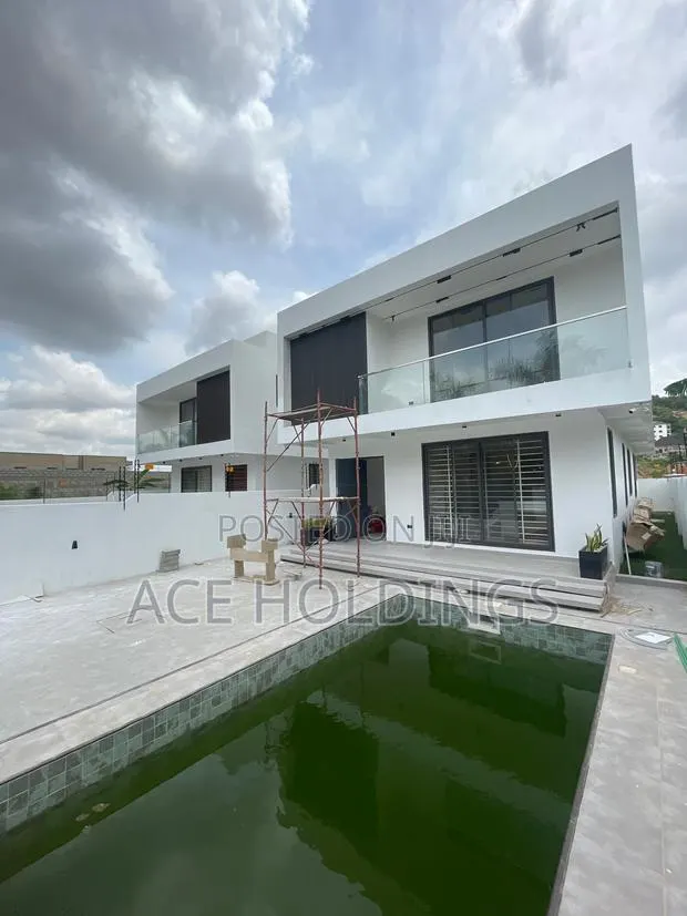 4bdrm Mansion in Acp, Kwabenya for sale · Photo 1