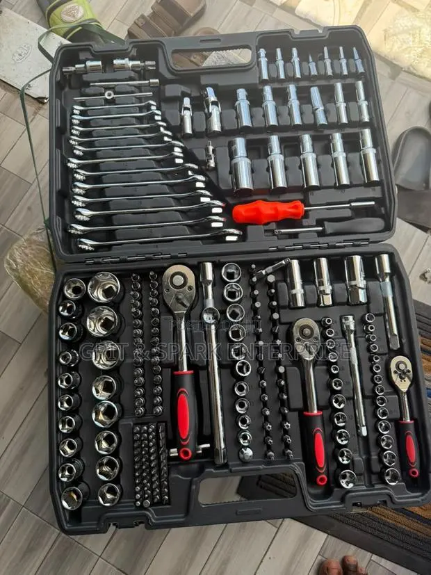 CR-V 216 Automotive Specialist Mechanical Tool Set · Photo 4