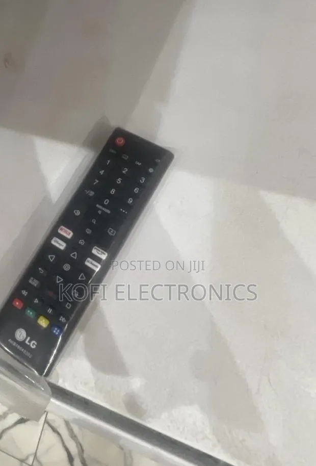 Glamorous Ergonomic Grip: The Premium Lg Magic Remote Control · Photo 1