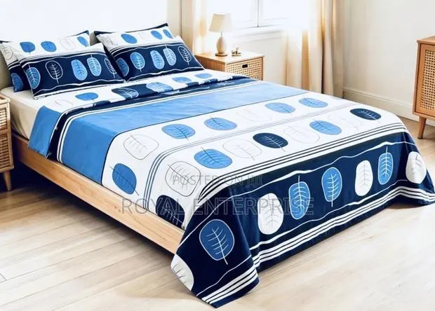 Super Soft King Flat Bedsheet With 4 Pillowcases - 2 Piece Sheet Set · Photo 1