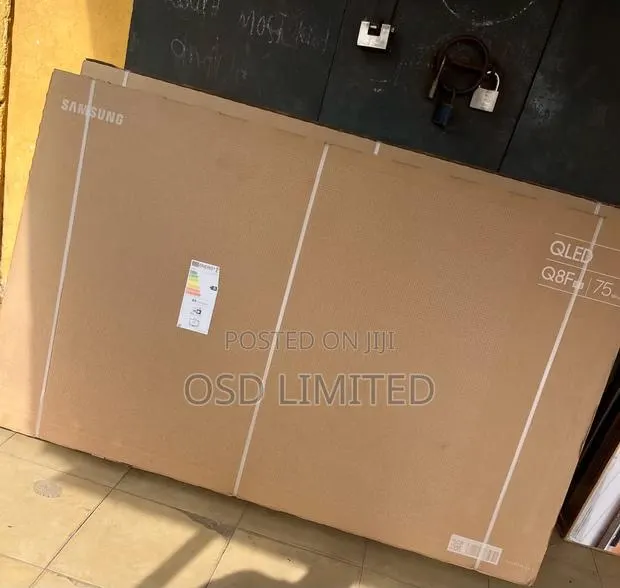 World Cup Promo Samsung 75" Qled Q8f Tv · Photo 1