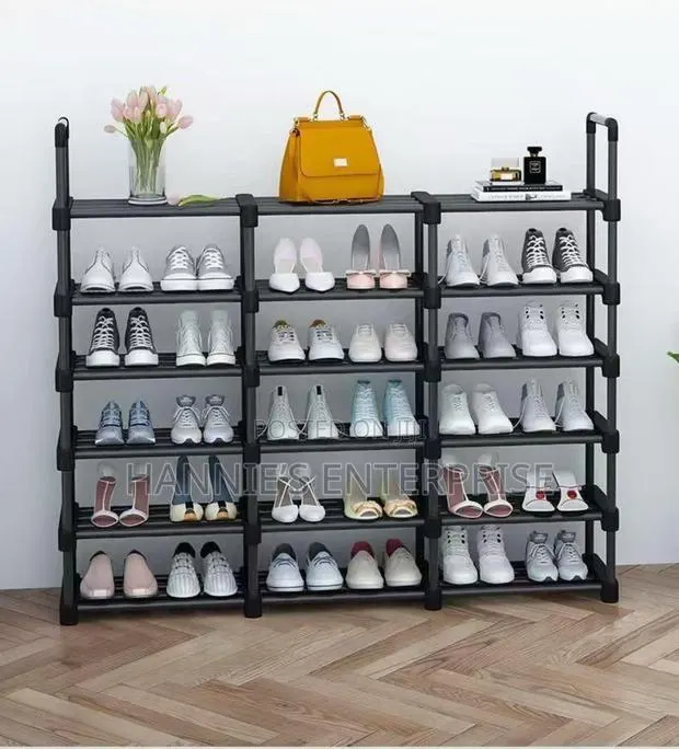 Plastic Shoe Rack · Photo 1