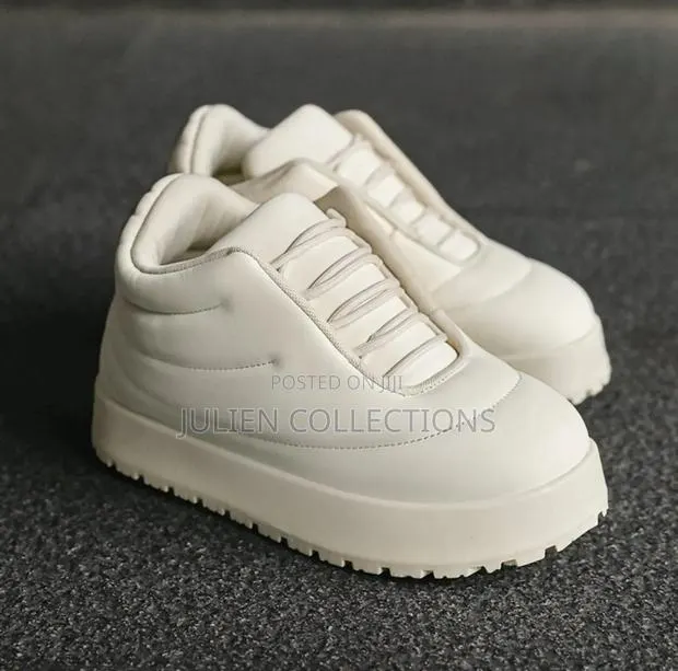 Lunar Surge X9x Moon Boots All White · Photo 1