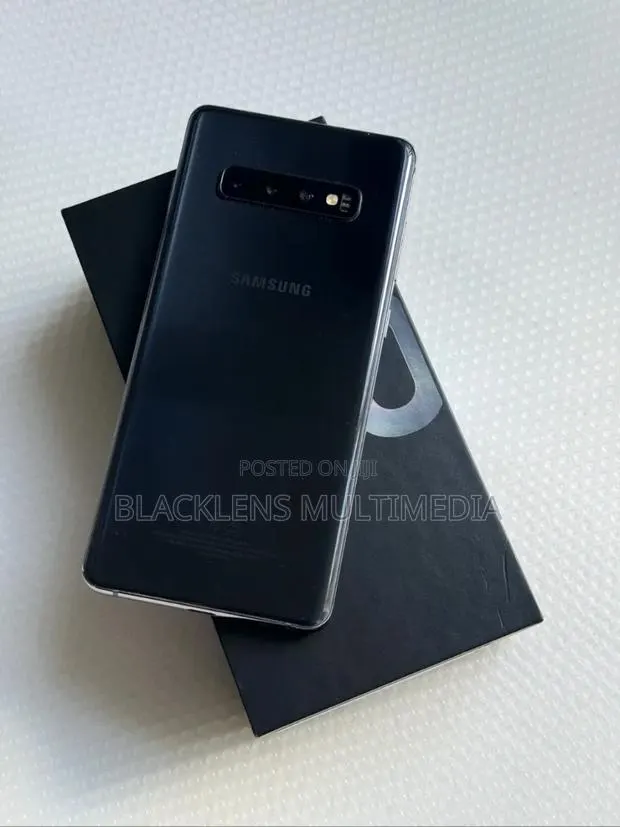 Samsung Galaxy S10 Plus 128 GB Black · Photo 1