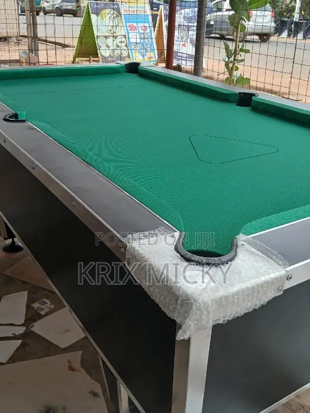 Snooker, Tables, Snooker Sticks, Snooker Balls, Accessories · Photo 1