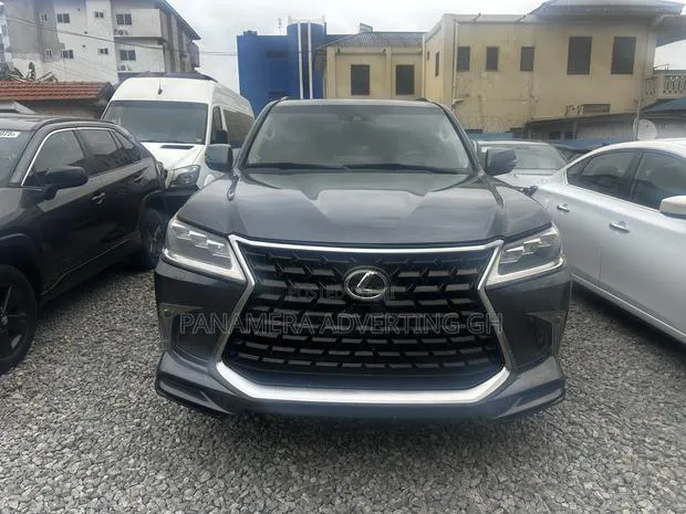 Lexus LX 570 AWD 2020 Gray · Photo 1