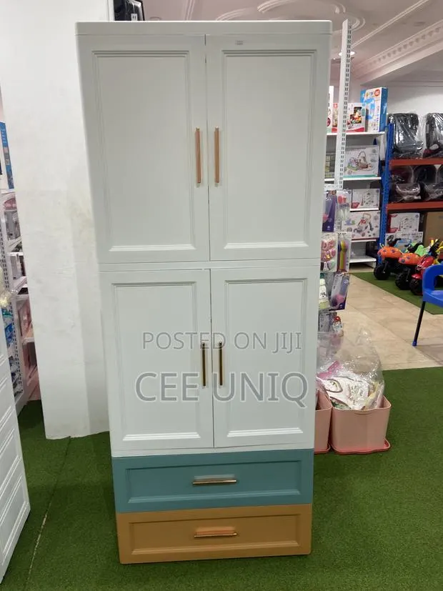 Elegance and Durable Wardrobe for Babies and Toddlers · Photo 1