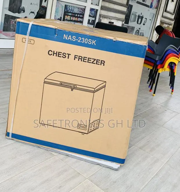 Secure Fast Nasco 195l Nas-230sk Chest Freezer Silver · Photo 1