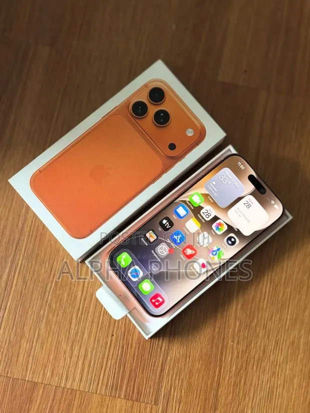 Apple iPhone 17 Pro Max 512 GB Orange · Photo 2