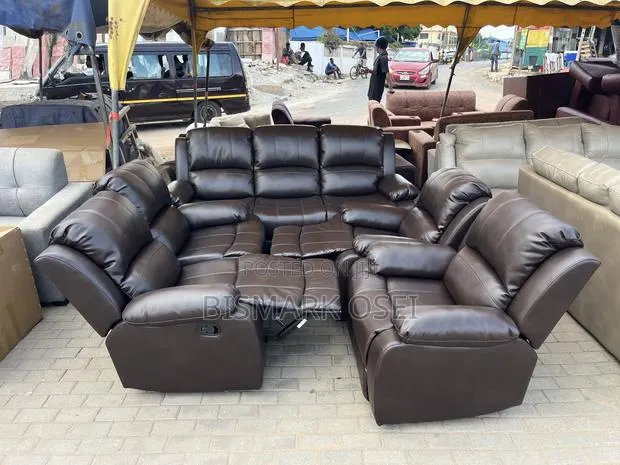 7 Seater Automatic Recliner · Photo 1