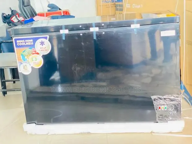Elegant Black Nasco 400l Chest Freezer · Photo 1