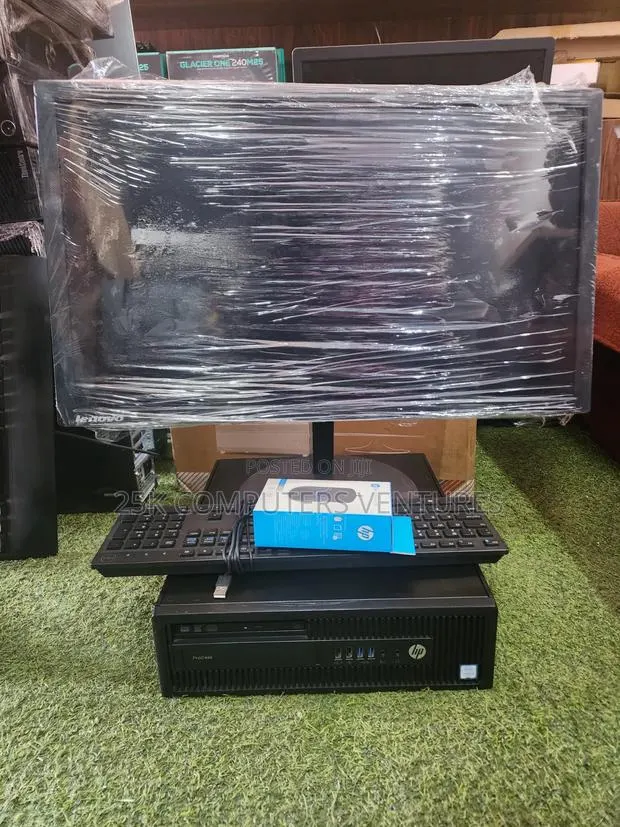 Desktop Computer HP Pro 400 G9 8GB Intel Core i7 HDD 500GB · Photo 1