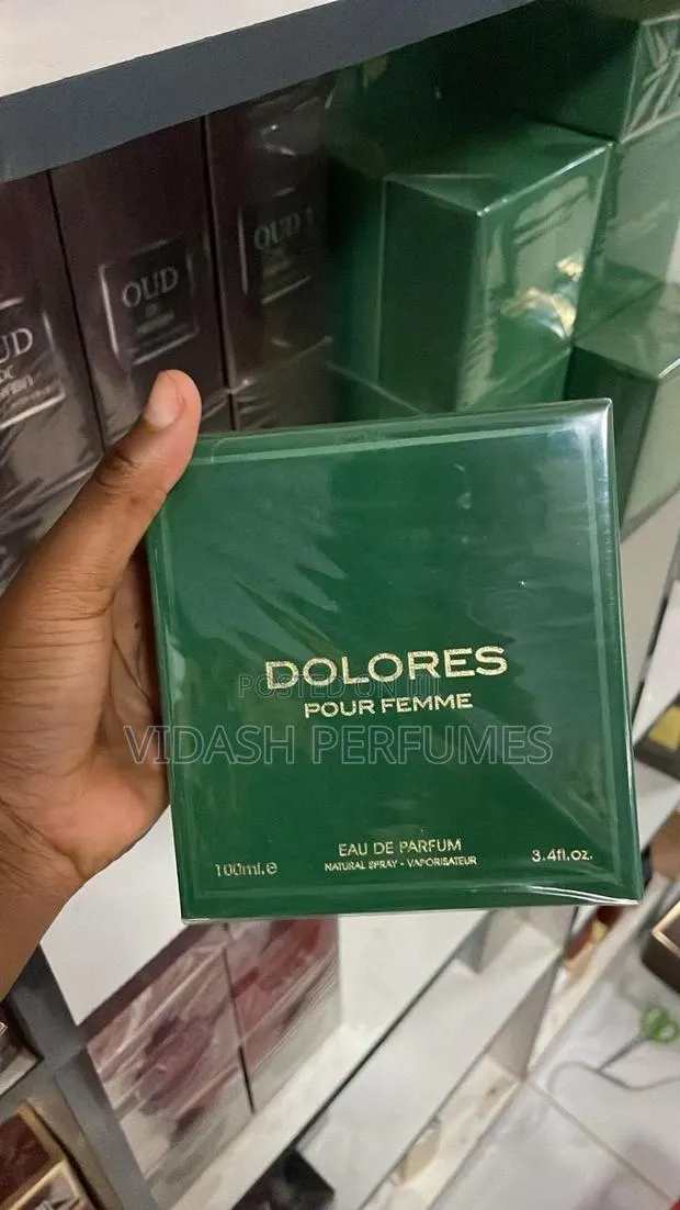 Dolores Perfume · Photo 1