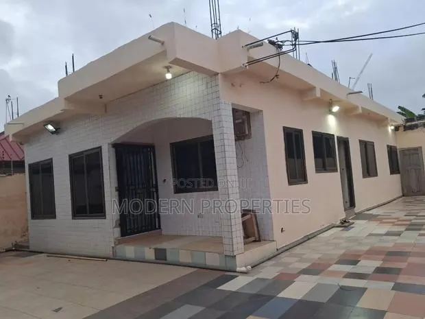 3bdrm House in Modern Properties, New Town for rent · Photo 1