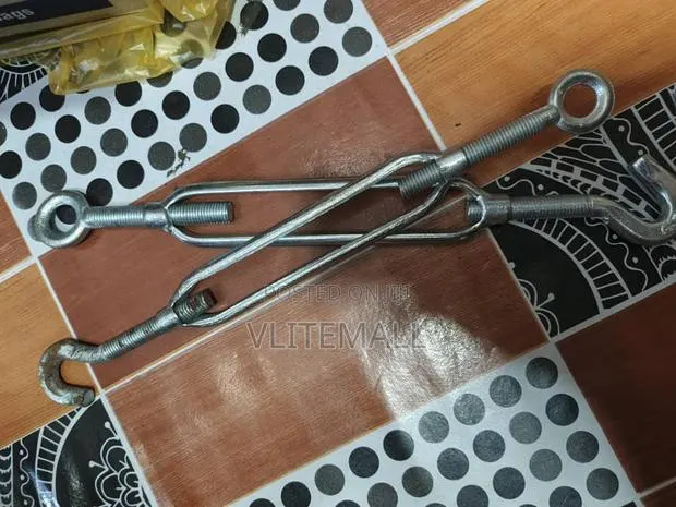 M16 Turnbuckle · Photo 1