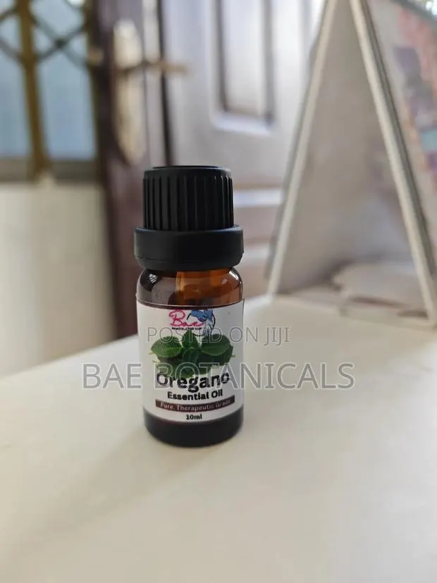 Oregano Essential Oil · Photo 1
