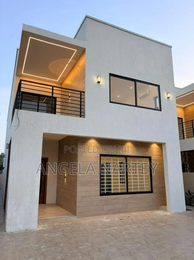 4bdrm House in Community 20 Spintex for sale · Photo 1