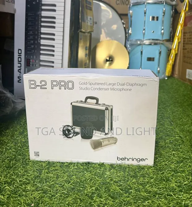 Behringer B-2 Pro Dual Diaphragm Condenser Microphone · Photo 1