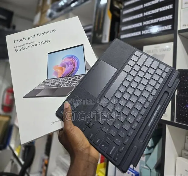 Surface Pro Wireless Keyboard 8/X/9/10/11 With Backlit · Photo 1