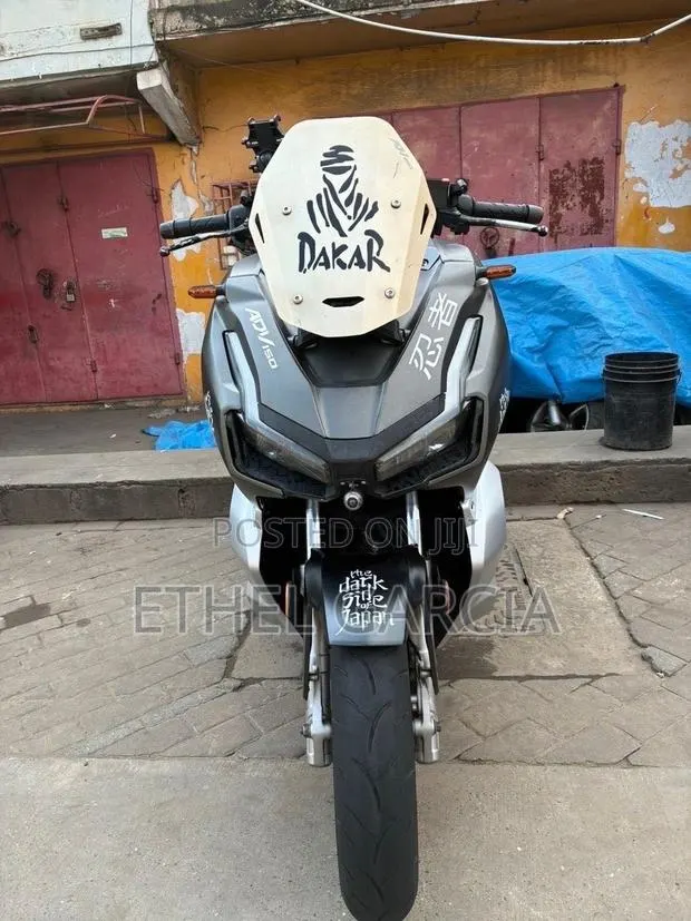 Honda 2020 Gray · Photo 1