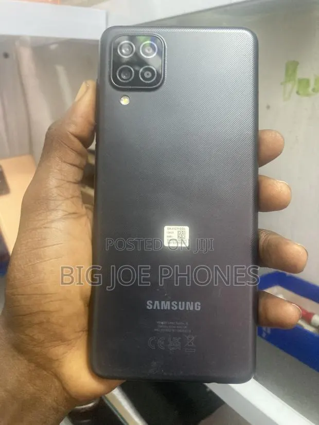 Samsung Galaxy A12 128 GB Black · Photo 1