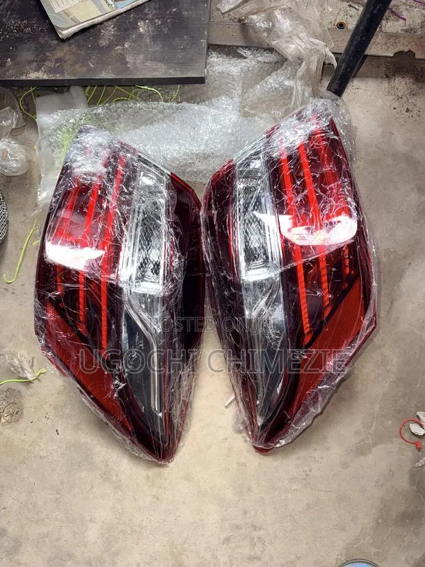 Honda Accord 2015/2016/2017 Tail Light · Photo 1