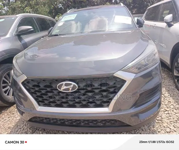 Hyundai Tucson SE AWD 2018 Gray · Photo 1