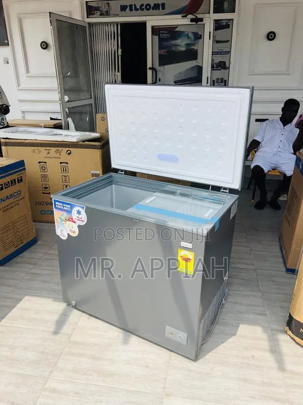Extremely Affordable Nasco Nas300fl Single Door Electric Chest Freezer · Photo 1