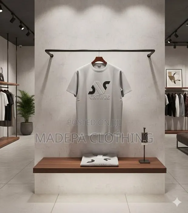 High Quality T- Shirts Tops For Men · Photo 1