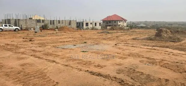 Tema Community 25 Full Plot Devoid From Litigations · Photo 1