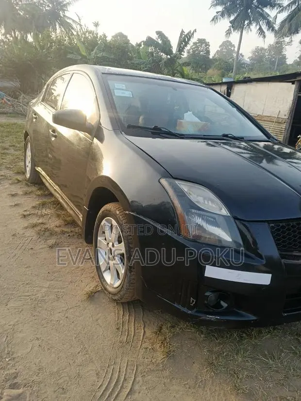 Nissan Sentra 2.0 SR 2012 Black · Photo 1