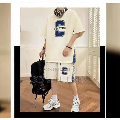 Clean Line T-Shirt Set · Photo 1
