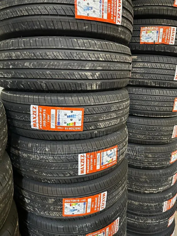 265/70r18 Peakgrip Tyre · Photo 1