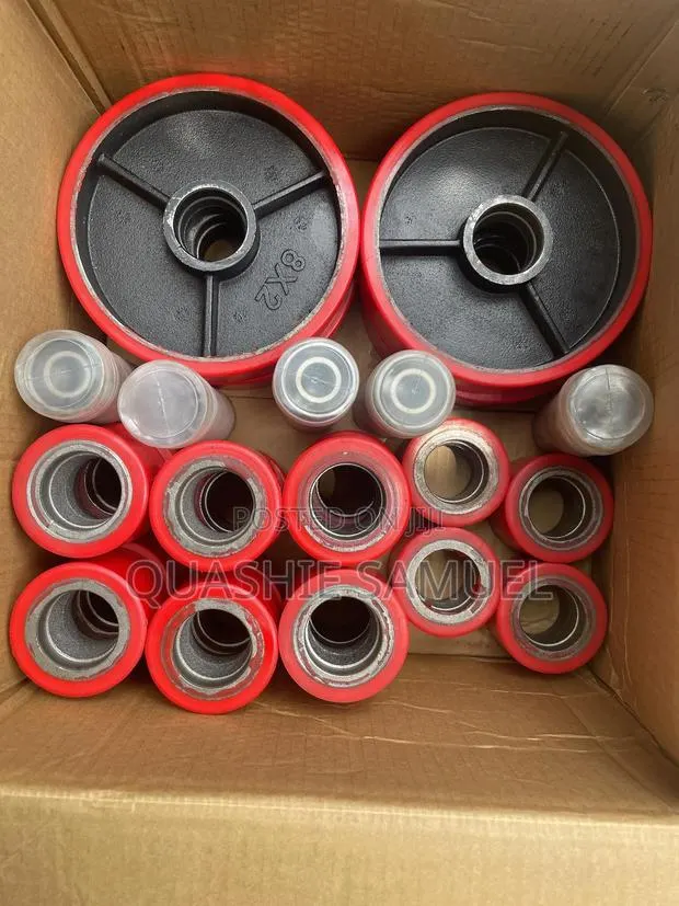 Hand Pallet Front And Back Tyres · Photo 1