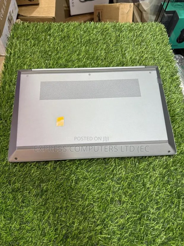 Laptop HP ZBook Power G9 I7 24GB Intel Core I7 SSD 1T · Photo 1