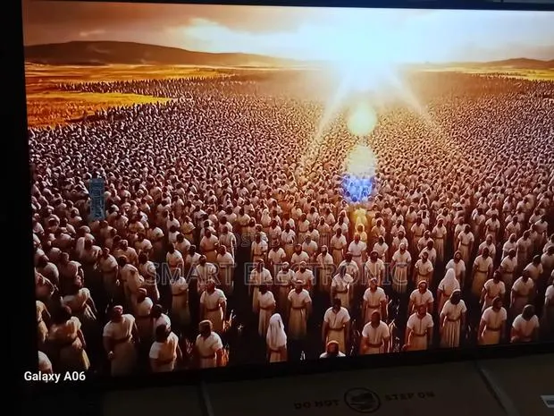 Samsung 43-Inch Ultra Hd Television for Immersive Entertainment · Photo 1