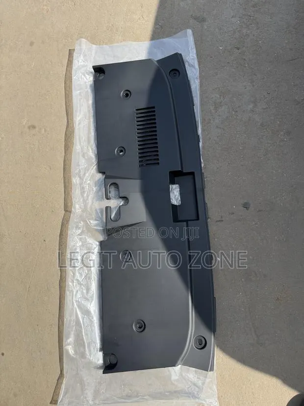 Honda CRV 2023,2024,2025, Radiator Panel Available · Photo 1