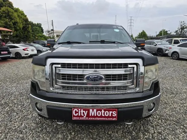 Ford F-150 XLT 2013 Black · Photo 1