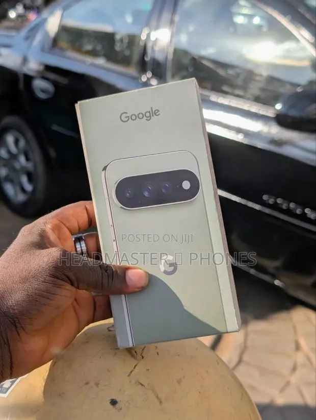 New Google Pixel 11 Pro XL 256 GB Green · Photo 1