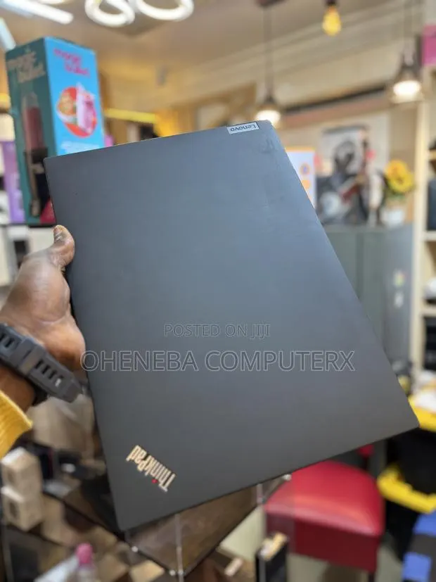 Laptop Lenovo 16GB Intel Core i5 SSD 256GB · Photo 1