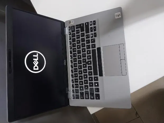 Laptop Dell Latitude 5420 16GB Intel Core i7 SSD 256GB · Photo 1